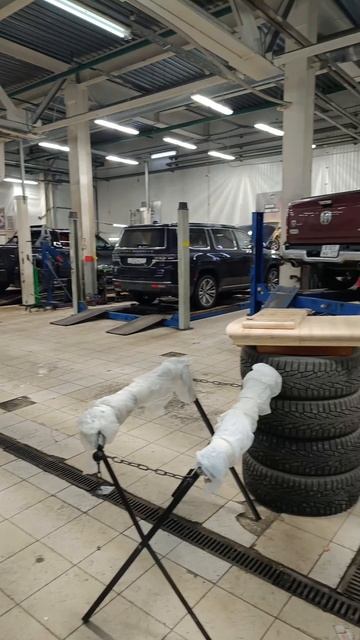 Dodge Ram замена лобового