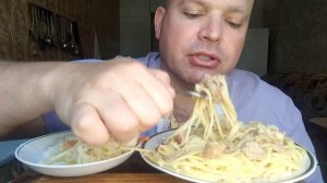ОБЖОР спагетти с тушёнкой/мукбанг/обед/еда на камеру