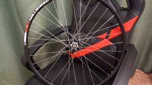 Спицевание велосипедного колеса в три креста