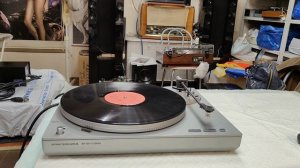 Электроника ЭП-017 с функцией возврата тонарма. Хороший проигрыватель виниловых пластинок.