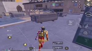 Джеси Пинкман нашёл тайник в кусте