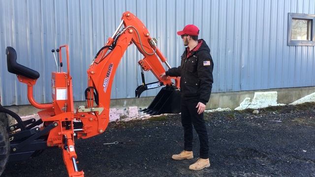 Тракторный экскаватор Kioti - KB2475L смотреть онлайн