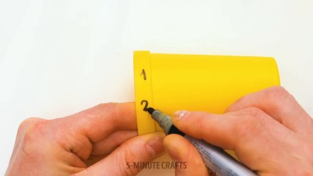 DIY STRESS-RELIEVING FIDGET TOYS FOR ALL AGES смотреть онлайн