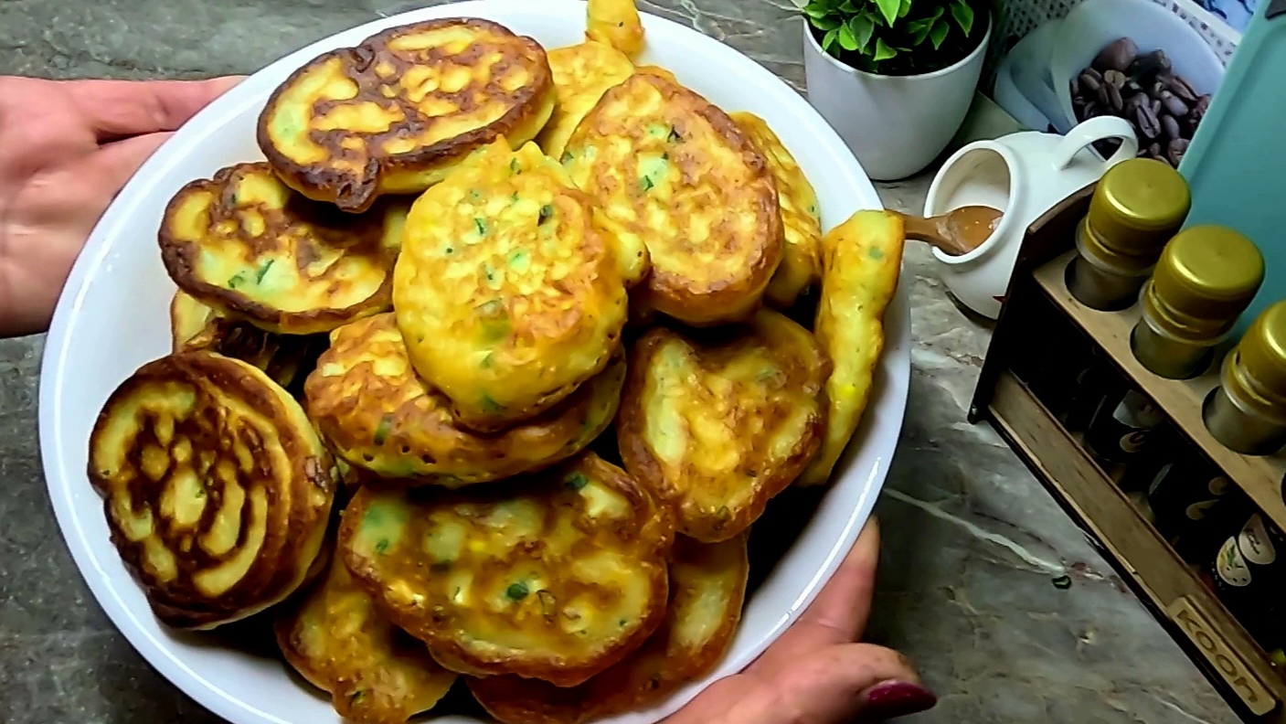 ВЕК ЖИВИ- ВЕК УЧИСЬ!! Ленивые Пирожки с зелёным луком и яйцом: одной порции будет мало!! смотреть онлайн