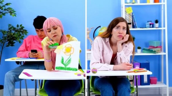 Drawing Hacks VS Gadgets || DIY Creative Ideas For School