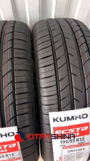Kumho Ecsta HS52