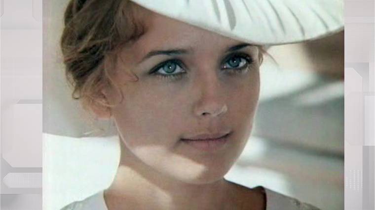 ЭТА ЖЕНЩИНА смотреть онлайн