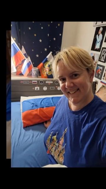 В Германии обнаружили самую ярую фанатку Шамана — женщина превратила свою спальню в российский уголо смотреть онлайн