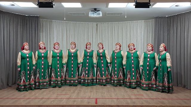 _Пять тополей , вокальный ансамбль _ Журавушка_ смотреть онлайн