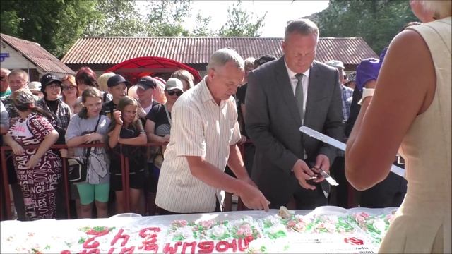 Торт от Союза предпринимателей города Ачинска горожанам ко Дню Рождения города - 342г. 20.06.25г. смотреть онлайн