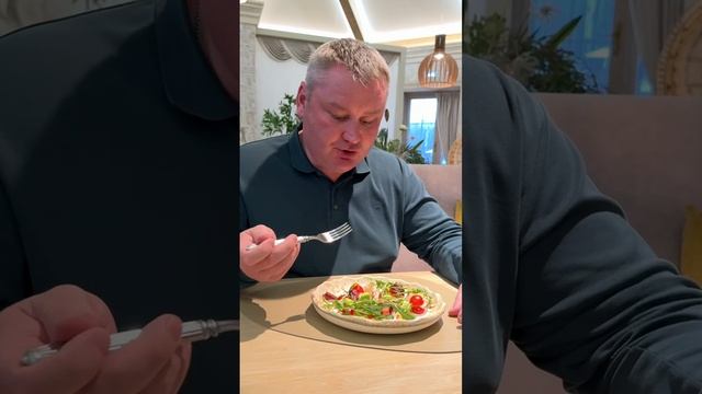 Салат с камчатским крабом — идеальное сочетание простоты и изысканности смотреть онлайн