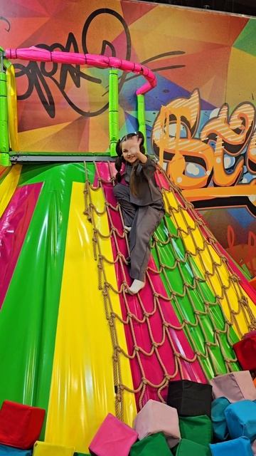 Дети на каникулах! Реклама для ТРК Галактика смотреть онлайн