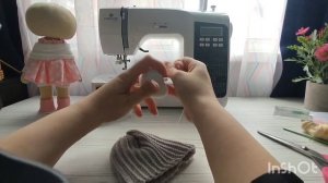 Подарок. Собираем шапочку для куколки 30 см.