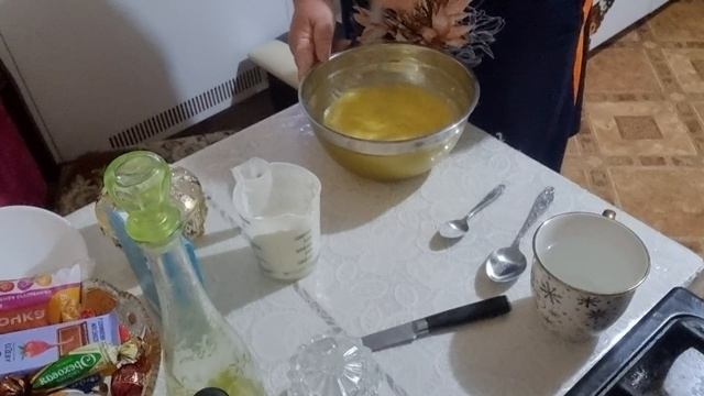 А я пеку вкуснейшие ,кружевные блинчики! смотреть онлайн