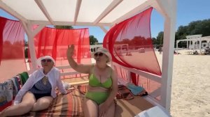 ПЛЯЖ ЧЕРНОМОРСКОЕ! КРЫМ! СЕЗОН 2025. Что думают отдыхающие