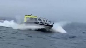 ALEUT Navigator - Express cruiser boat