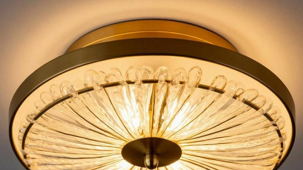 Изоляция в светильнике поплавилась смотреть онлайн