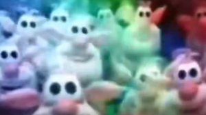 бубы танцуют под музыку
 1 минуту