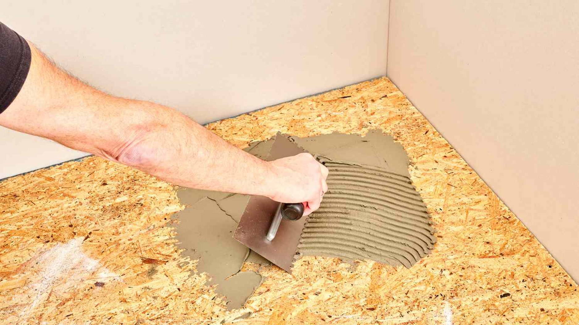 Как уложить OSB  на деревянный пол с помощью лыжи