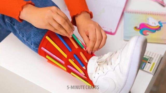 ✨ TOP 10 RAINBOW SCHOOL HACKS FOR A FUN LEARNING EXPERIENCE! смотреть онлайн