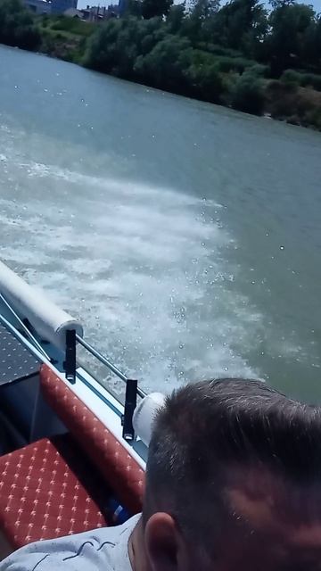 Лето, катер, красота 🤠👍 смотреть онлайн