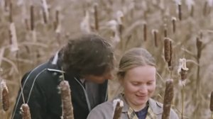 Популярная песня "Первая последняя любовь" -  певец Сергей Тарасов. Эстрадная песня о любви до слез.