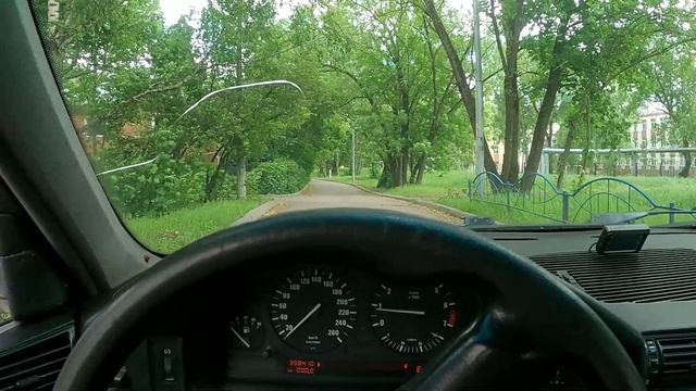 Живая Бмв 5 серии в кузове е34. Владею с 2003 года. Отзыв 2 владельца. смотреть онлайн