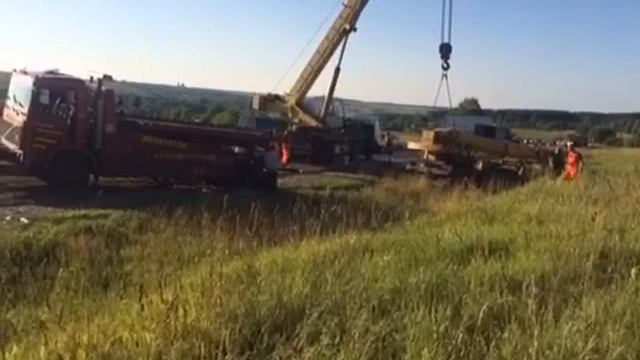 Эвакуация крана. Водитель уснул . смотреть онлайн