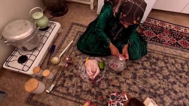 Продолжается строительство доильной станции. Тайяба ждет детей. смотреть онлайн