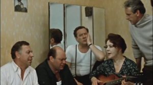 Песня «Нам нужна одна победа»  («Десятый наш десантный батальон»). Поёт Нина Ургант.