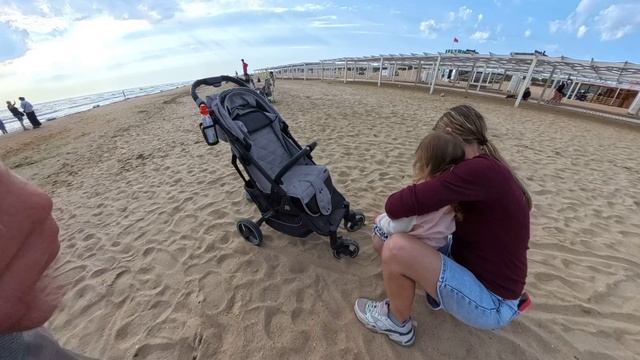 Анапа Витязево пляж Паралия 20 июня 2025 Ходят легенды, что 1 июля откроют все пляжи