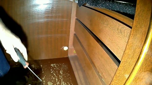 Замена и регулировка петель двери. смотреть онлайн