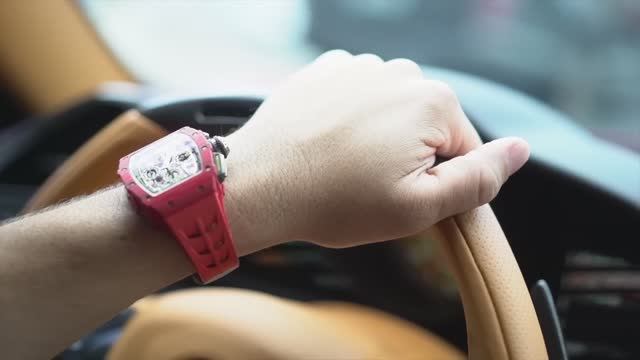 Richard Mille RM 11-03 vs Ferrari 488 Spider