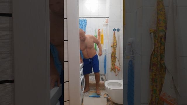пищевая пауза. 1 день смотреть онлайн