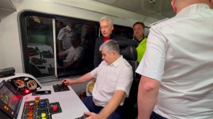 Мэр Москвы Сергей Собянин провел технический запуск нового участка Троицкой линии метро