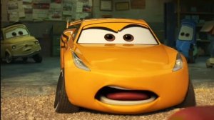 Желтенькая молния Маквин. Анимация