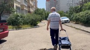 Михалыч в ПЯТЕРОЧКУ бегает и списывает АПЕЛЬСИНКИ! #мамаотличника #пятерочка