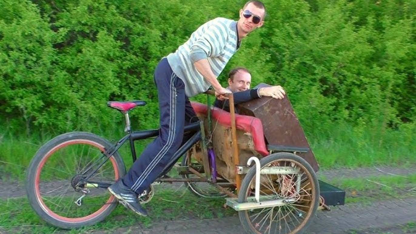 ✅Диван на колёсах 😃 Расколбас и море позитива обеспечено ☺ Вело-Рикша смотреть онлайн