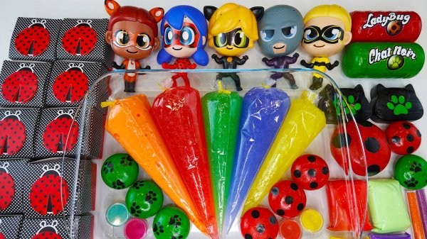 Слайм в стиле Леди Баг 🐞🍓 с клубничками и M&M’s! 🎨✨ | Kitty Slime