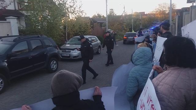 Протест у дома генпрокурора Молдавии -2. смотреть онлайн