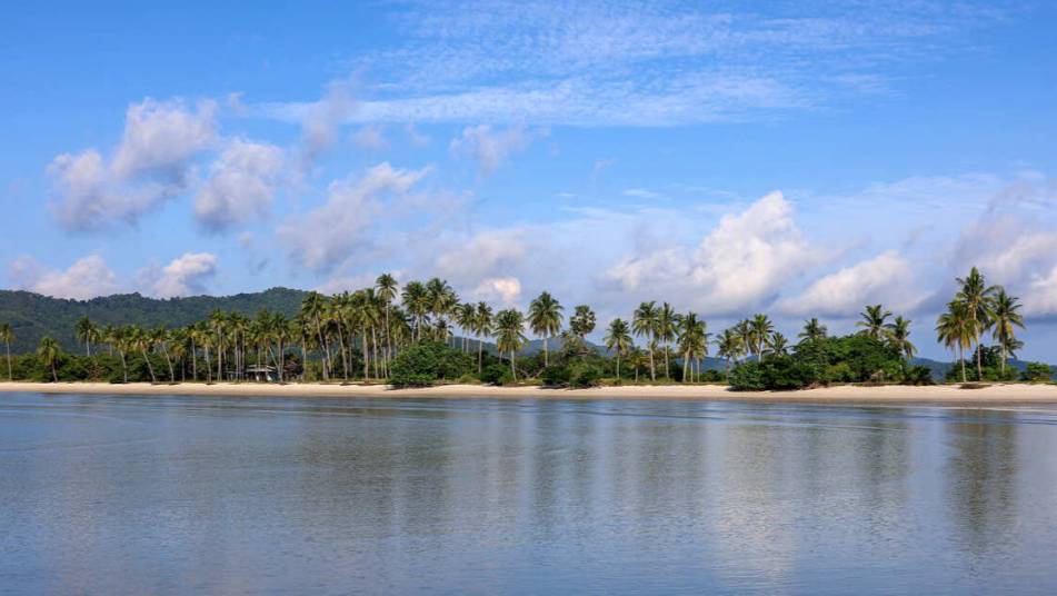 Российский турист утонул, купаясь с сыном на Пхукете