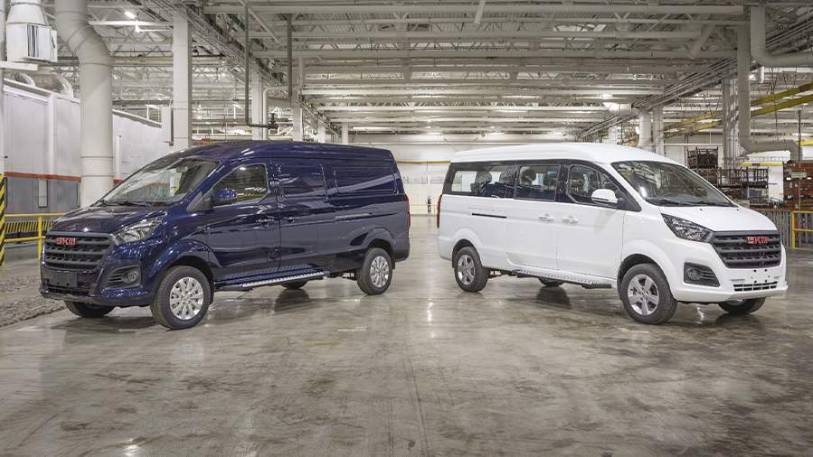 АвтоВАЗ начнет продажи автомобилей SKM осенью