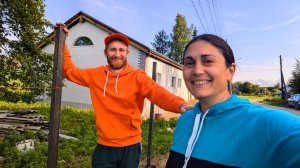 В экстренном порядке строим забор для нового дома.