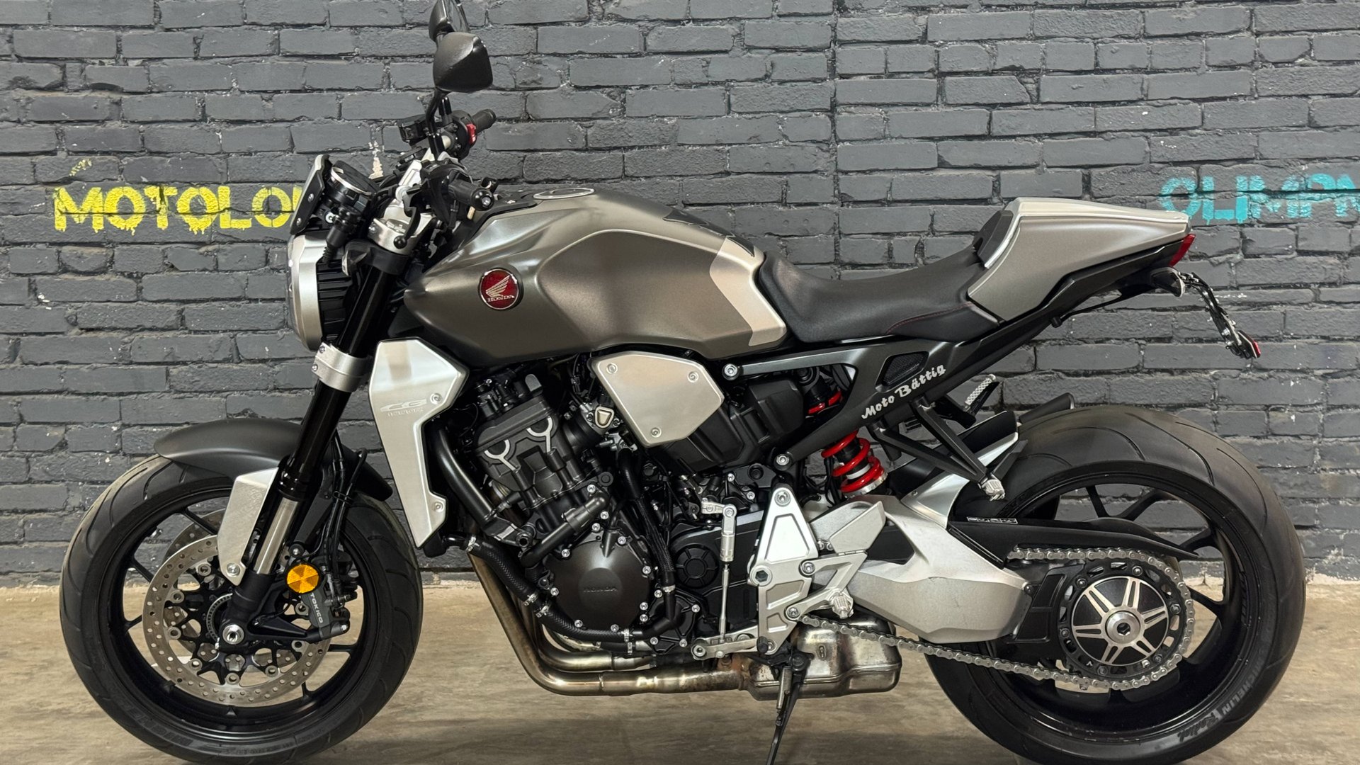 IMG_7380 смотреть онлайн