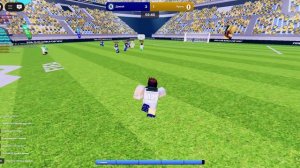 играю в футбол  в 2025 году это старое видио