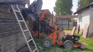 Ломаю БАНЮ при помощи МИНИ погрузчика.