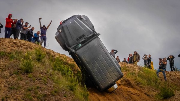 ТРАГЕДИЯ на ПОКАТУШКАХ.  Кувыркающийся ГЕЛИК   - БИТВА ПСИХОВ в КУРСКЕ