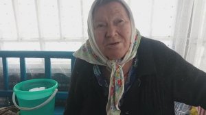 Золотушка слышит голоса.