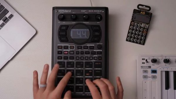 Битмейкинг для начинающих руководство по созданию хип-хоп-битов на Roland SP-404 mk2