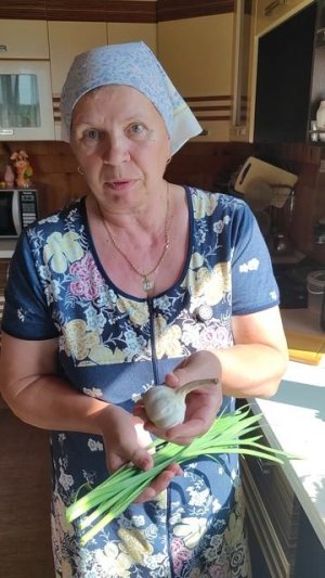 Так лук хранится очень долго!!! Заготовка зелени на зиму.